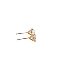 Three-Prong Round Diamond Stud Earrings in Yellow Gold