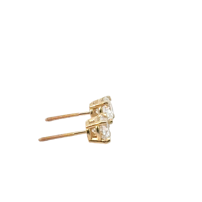 Round Brilliant Diamond Stud Earrings in Yellow Gold