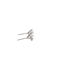 Round Diamond Stud Earrings in White Gold