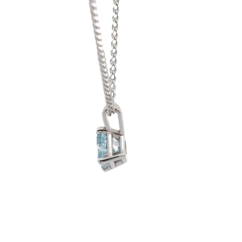 Kite-Set Aquamarine Pendant Necklace in White Gold