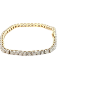 Classic Diamond Tennis Bracelet in Yellow Gold