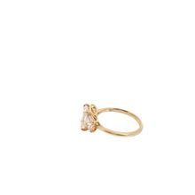 Three-Stone Diamond Ring in Yellow Gold