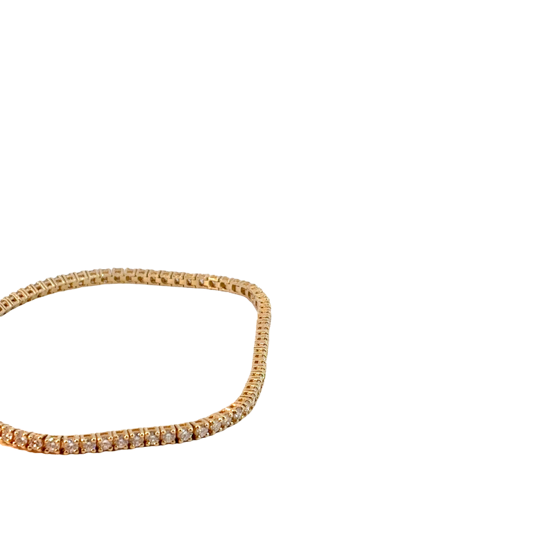 Classic Diamond Tennis Bracelet in Yellow Gold