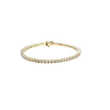 Classic Diamond Tennis Bracelet in Yellow Gold
