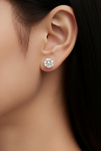 Classic Round Diamond Stud Earrings — Yellow Gold