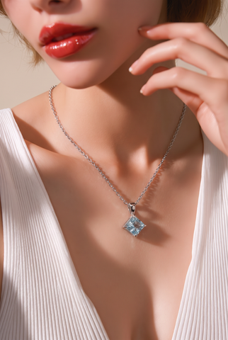 Kite-Set Aquamarine Pendant Necklace in White Gold