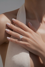 Elegant Oval Diamond Engagement Ring