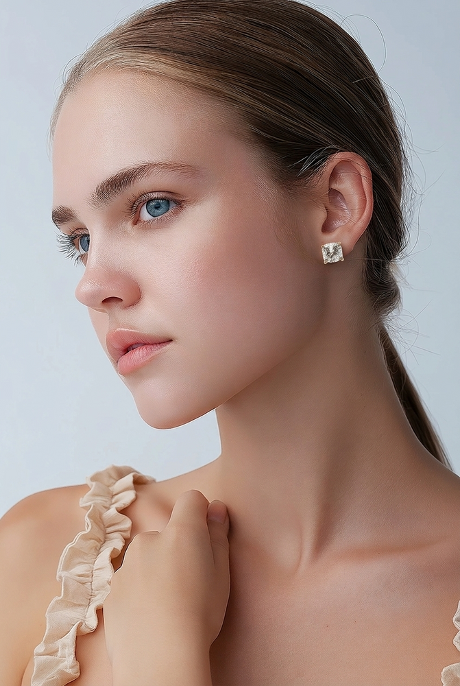 Cushion Cut Diamond Stud Earrings in Yellow Gold