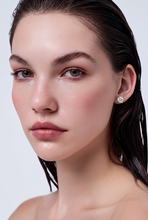Classic Diamond Stud Earrings in Yellow Gold