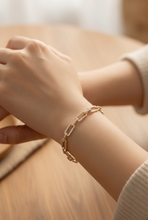 Diamond Pavé Link Chain Bracelet in Yellow Gold