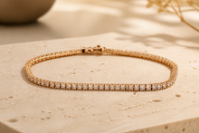 Classic Diamond Tennis Bracelet in Yellow Gold