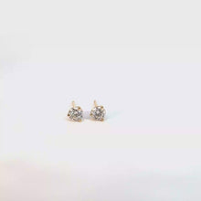 Classic Diamond Stud Earrings in Yellow Gold